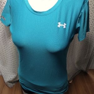 Under Armour heat gear Tshirt women size US M Blue